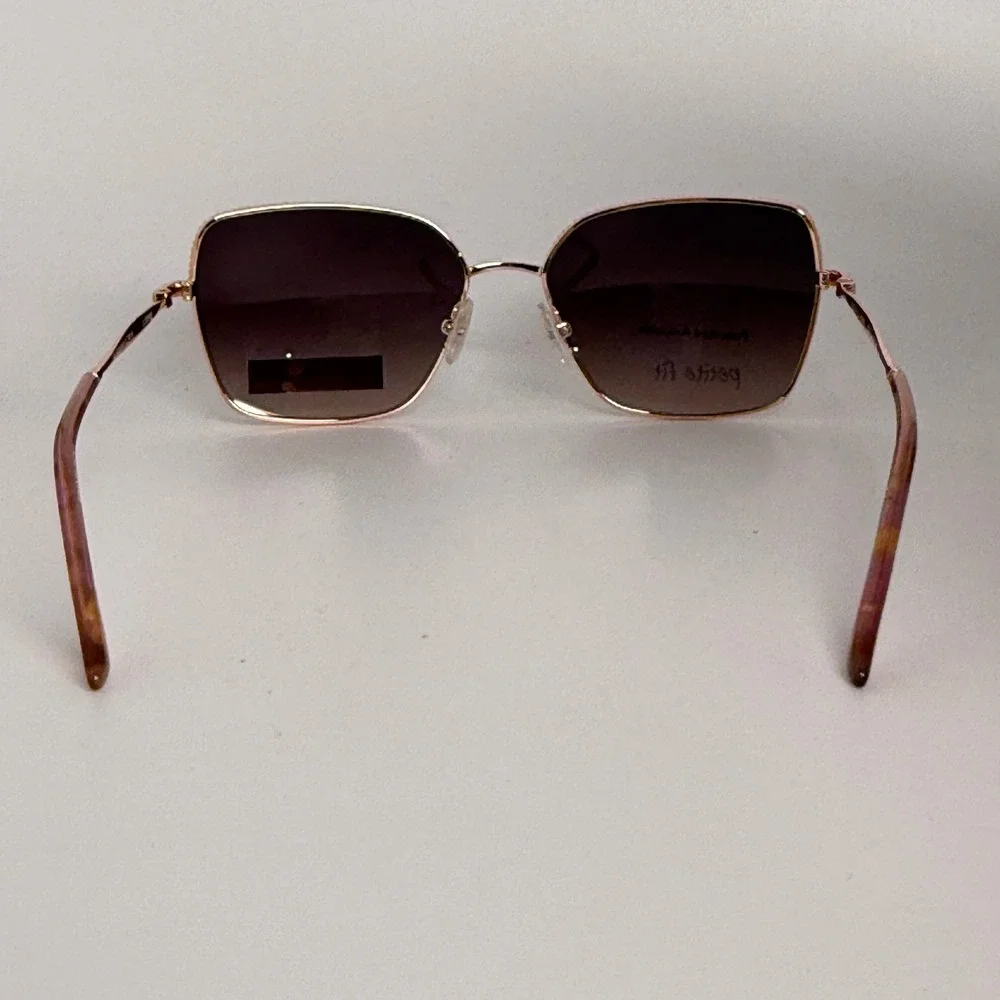 BCBGMAXAZRIA Sizzling Rose Gold Petite Fit Polarized Sunglasses 53-15-130‎ 22498